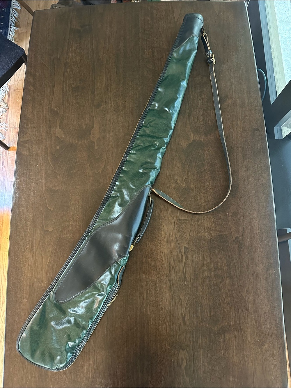 Vintage RedHead Green and Black Faux Leather Gun Rifle Case Bag 48”